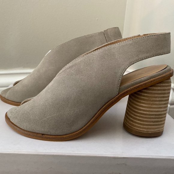 Anthropologie Tan Suede Open Toe Block Heels - Picture 2 of 2